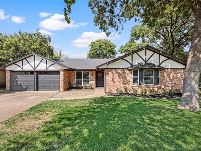 805 Spring Brook Dr, Bedford, TX, 76021