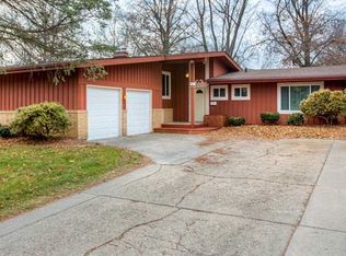 4914 SW 17th St, Des Moines, IA 50315