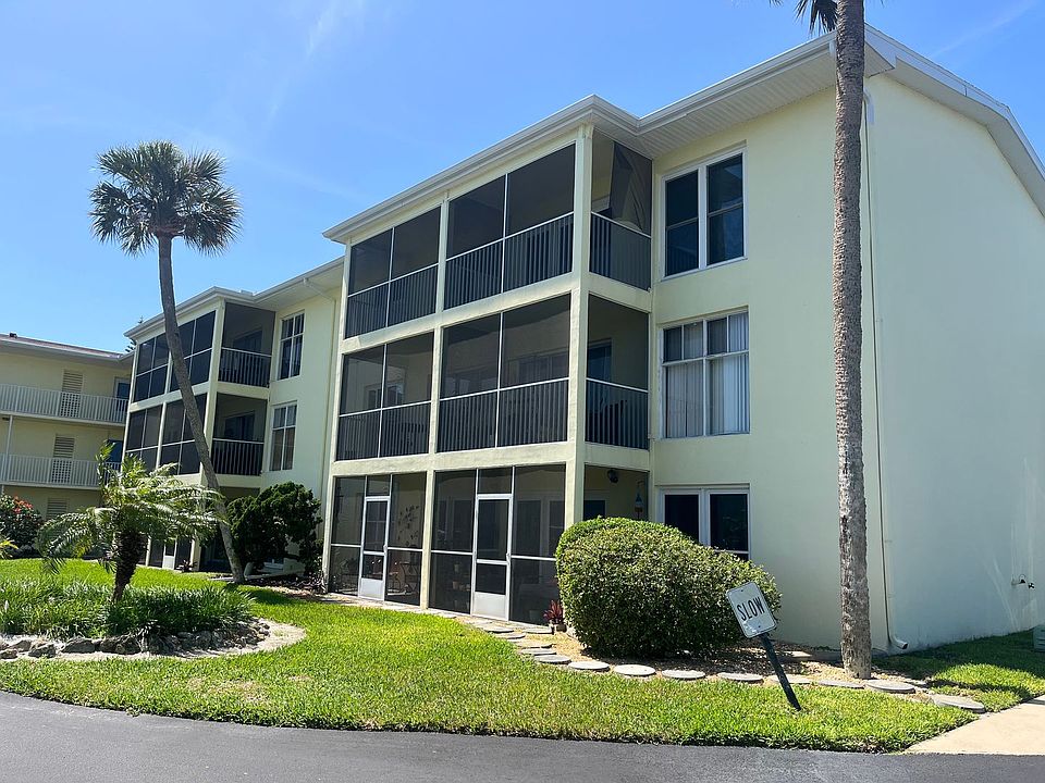1st image of 717 S Beach St #102