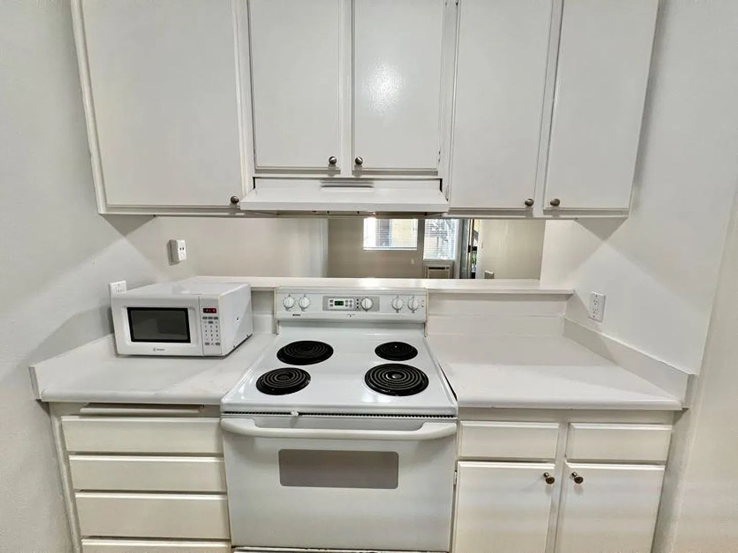 SD: Ground-Floor 1BD/1BA Condo in Allied Gardens w/ Covered Patio, Walk-In Closet & Community Spa! — Photo 4
