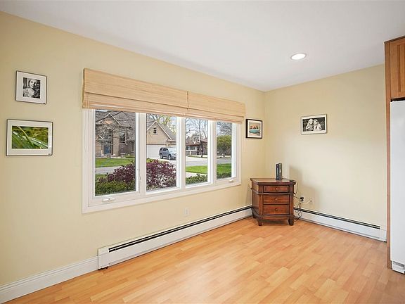 4th image of 107 Paula Dr