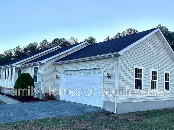 4th image of 25900 Country Meadows Dr