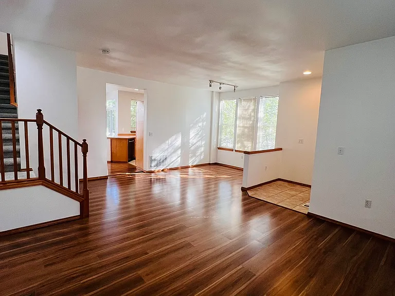 344 227th Ln NE — Photo 12