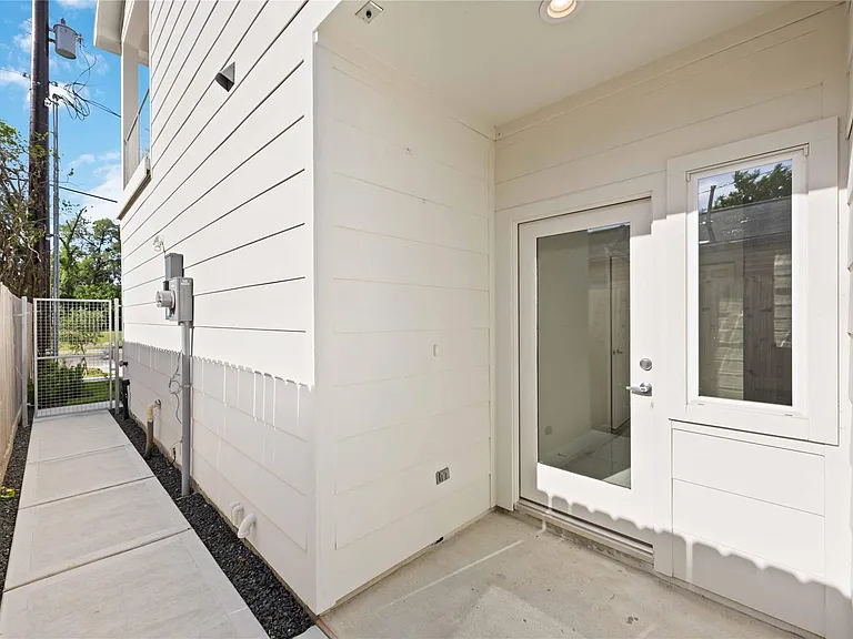 5314 Suez St — Photo 25