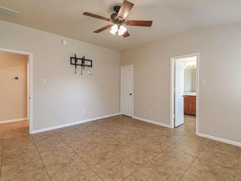20210 Ribbonwood Point Ct — Photo 10