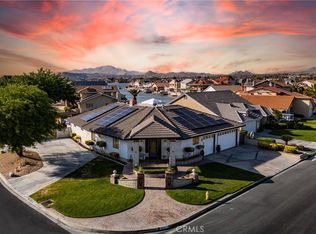 18016 Mariner Dr, Victorville, CA 92395