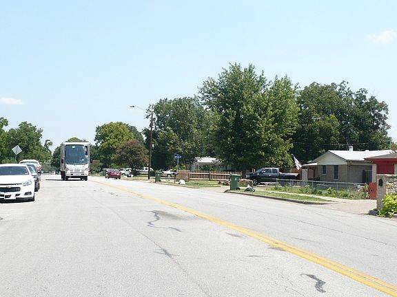 4th image of 1623 Browning Dr
