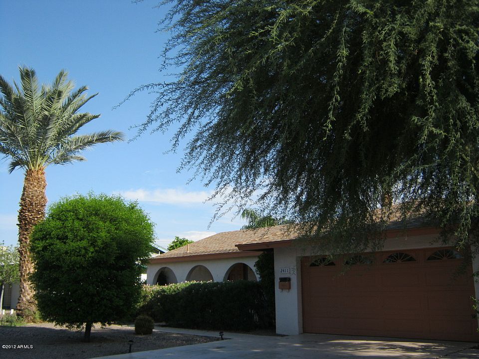 1st image of 2411 E Huntington Dr