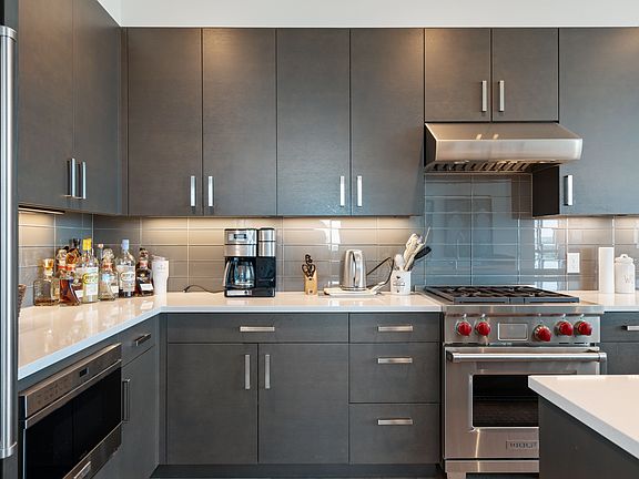 4th image of 222 West Ave Unit 2612