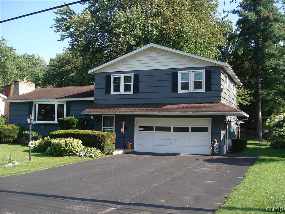 1st image of 211 Jewell Dr