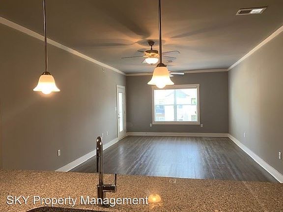 4th image of 2940 Highway 31 W APT I208