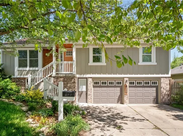 13405 Donnelly Ave, Grandview, MO 64030