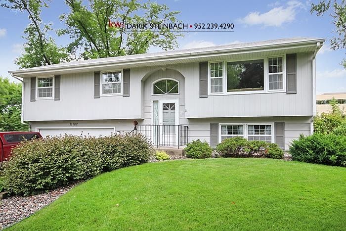 1st image of 11102 Oak Knoll Ter N