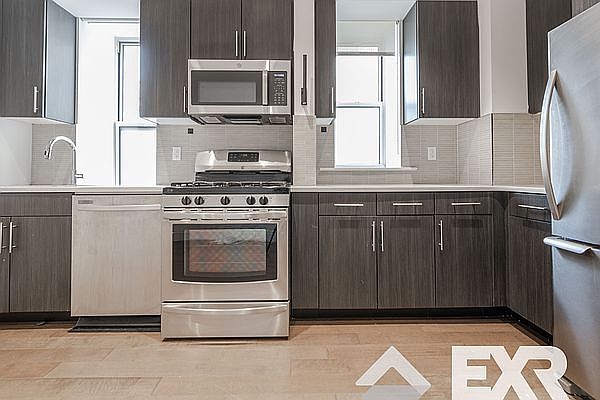 1st image of 215 W 116th St APT 6F