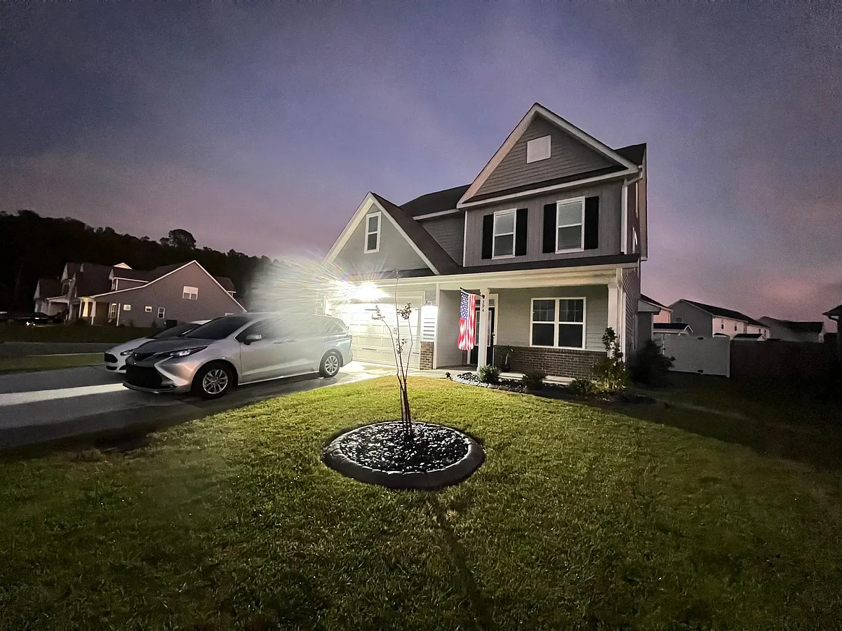 Building Photo - 394 Springhaven Dr