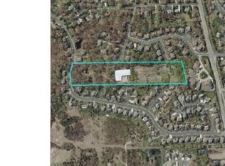 16870 Cedarcrest Dr, Eden Prairie, MN 55347