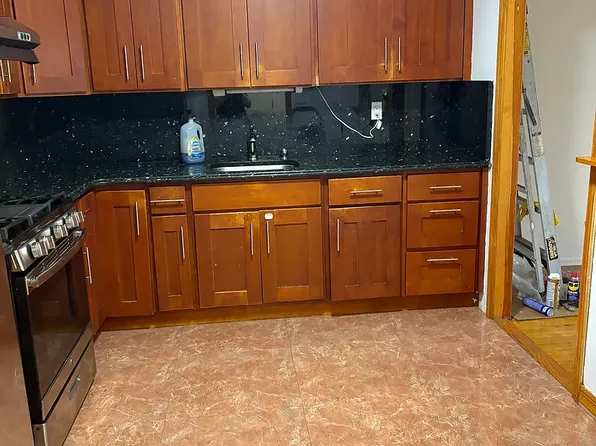 76-54 47th Ave Floor 1, Elmhurst, NY 11373