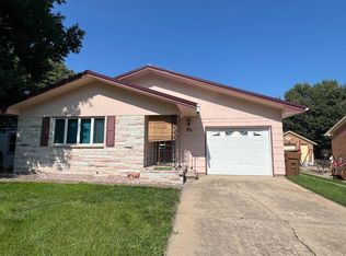 105 S Maltby Ave, Sutton, NE 68979