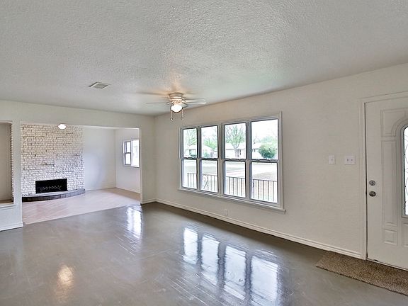 5th image of 1034 Westridge Dr