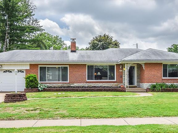 2nd image of 360 W Saint Anthony Ln