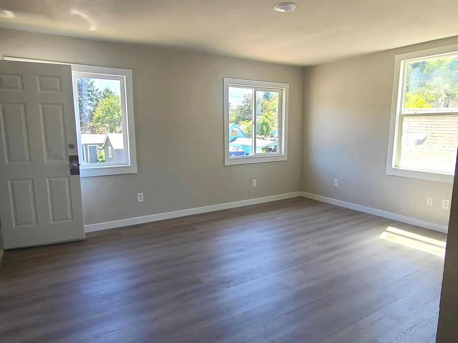 1 bed, 500 sqft, $1,195 — Photo 3