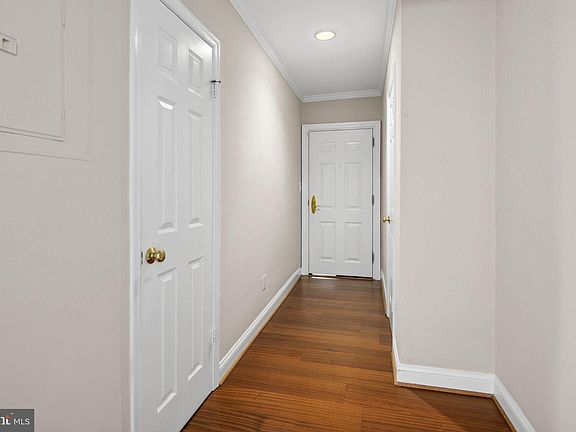 5th image of 1251 E Abingdon Dr APT 1122