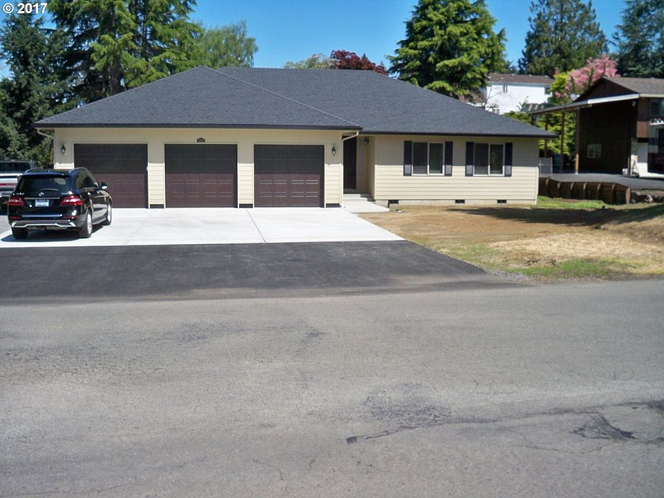 1st image of 3700 NE 39th St