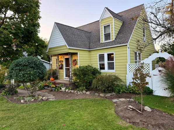 3546 Hamilton Rd, Erie, PA 16510