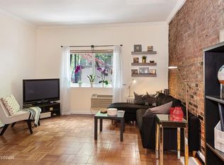 207 E 21st St APT 2B, New York, NY 10010