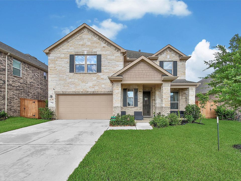 1st image of 7710 Royal Oasis Ln