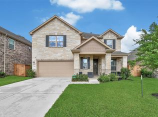 7710 Royal Oasis Ln, Cypress, TX 77433