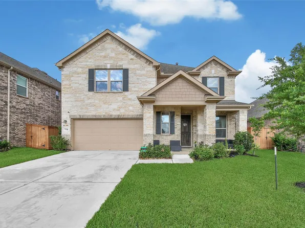 7710 Royal Oasis Ln, Cypress, TX 77433