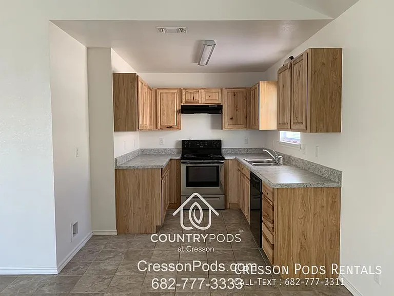 9071 Hines Cir — Photo 3