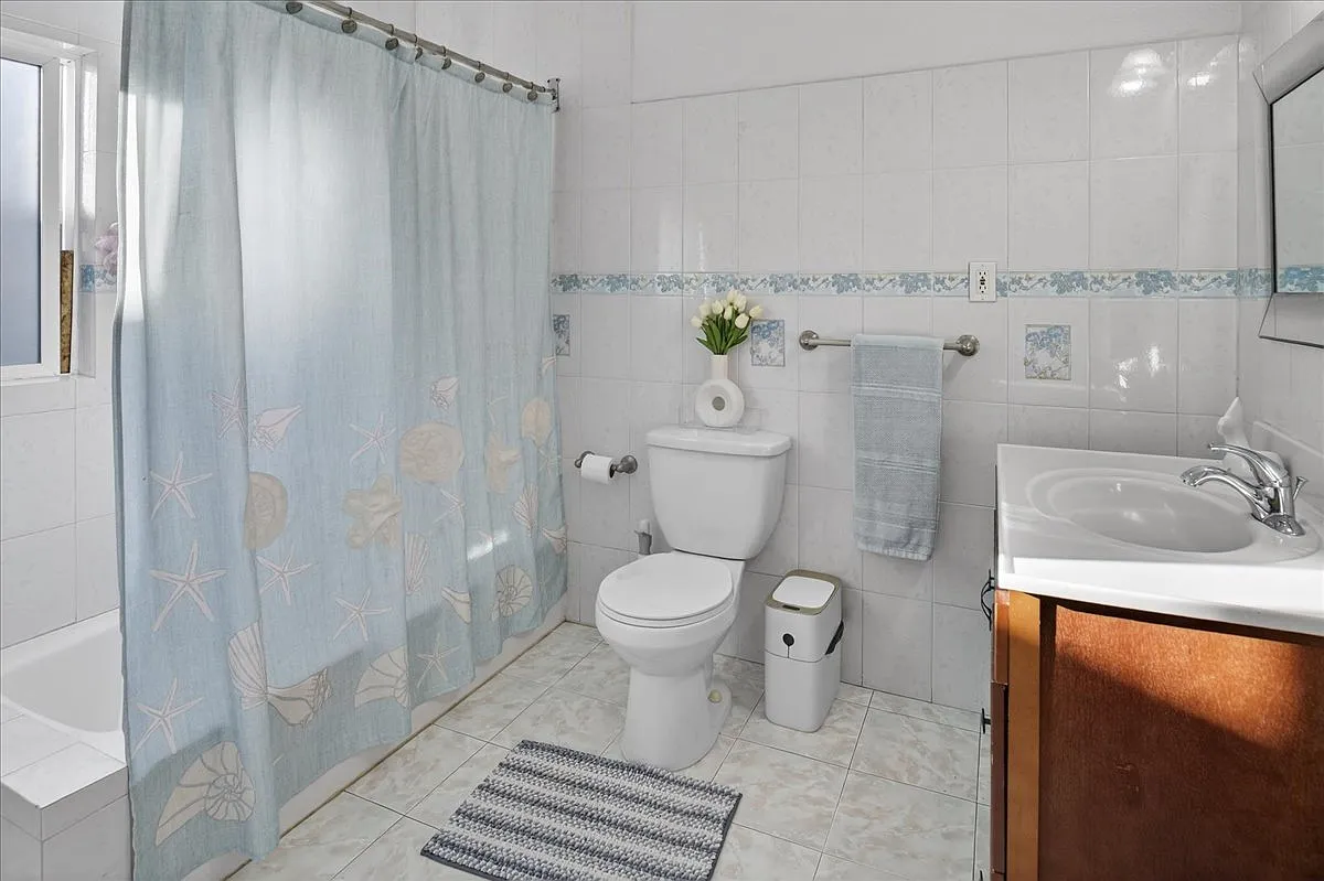 3 bed, 1500 sqft, $4,000 — Photo 3