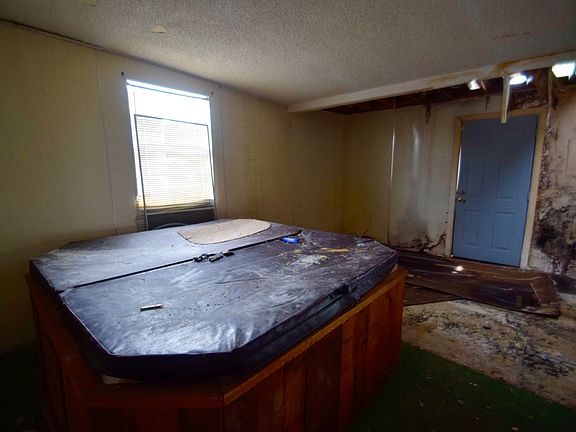 3rd image of 802 Haynes Dr