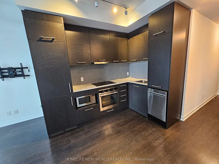 87 Peter St #4012 — Photo 3