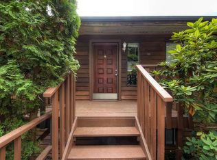 16033 Sylvester Rd SW, Burien, WA 98166