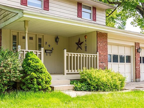 5th image of 296 Royal Oaks Dr