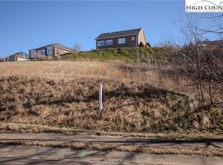 749 SE Chatsworth Street, Lenoir, NC 28645