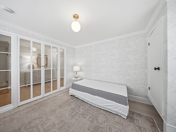 4th image of 34 Main St #4