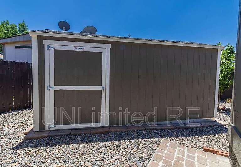 1679 W Stephen Dr — Photo 26