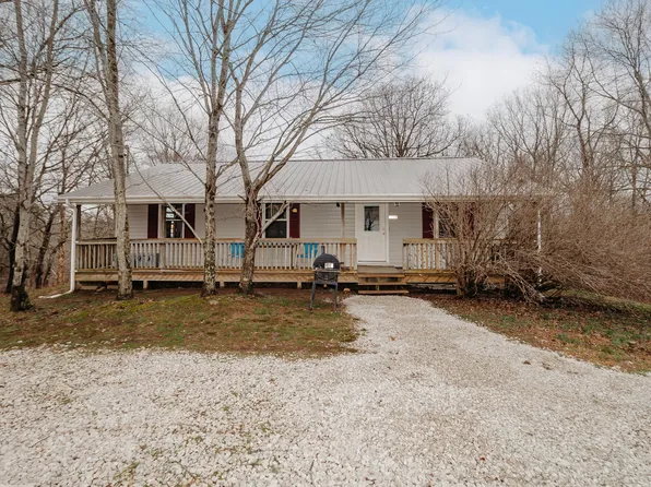 2309 Spout Springs Rd, Clay City, KY 40312