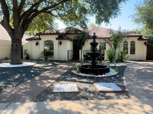 1201 Saint Michael Dr, Laredo, TX 78045