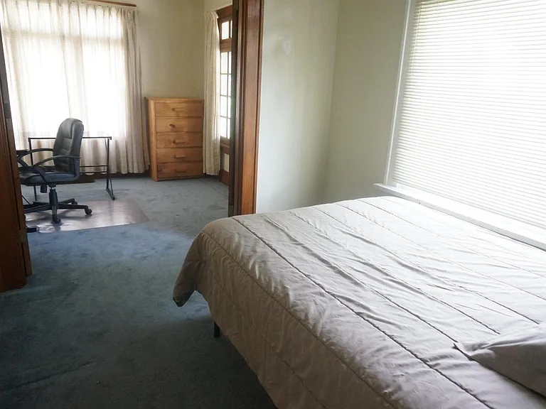 1811 South Ave — Photo 5