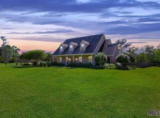 17097 Woodside Dr, Prairieville, LA 70769