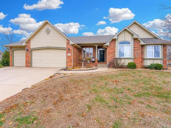 1715 E Tanner Trl, Valley Center, KS 67147