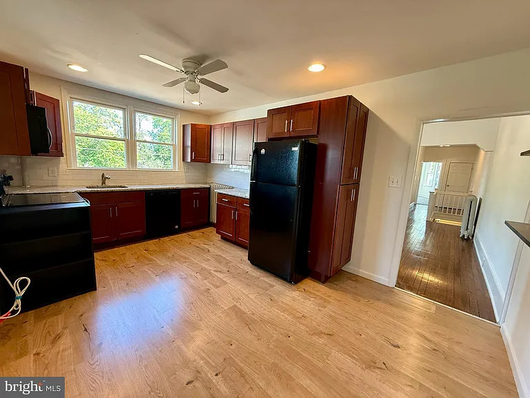 604 S Atlantic Ave — Photo 6