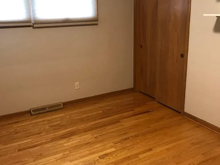 5209 83rd St — Photo 14