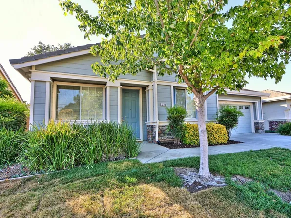 293 Mandarin Cir, Vacaville, CA 95687