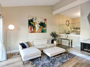 Vista Del Cerro Townhomes, San Diego, CA 92120